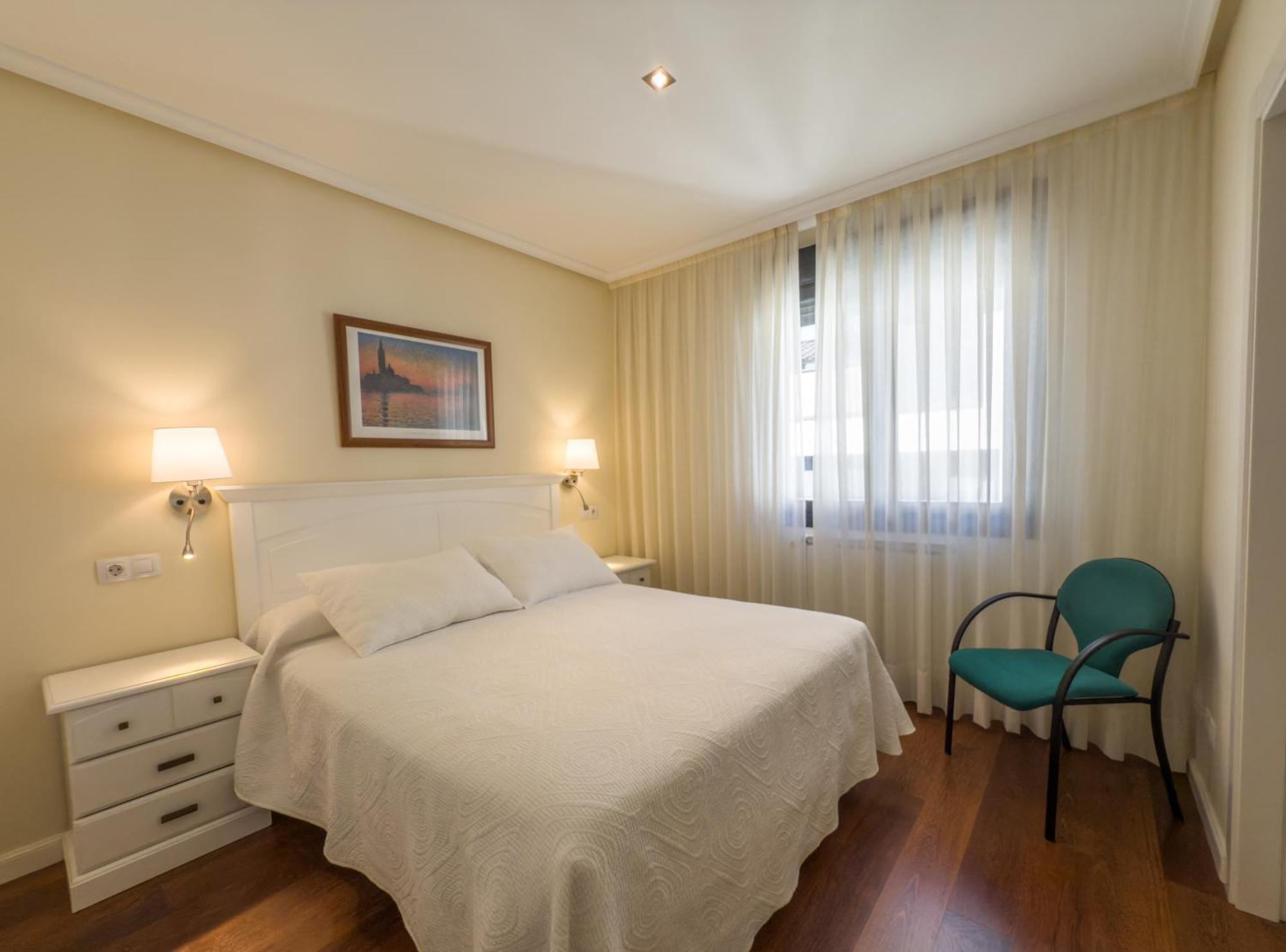 Apartamentos Verdemar  Llanes Exterior foto