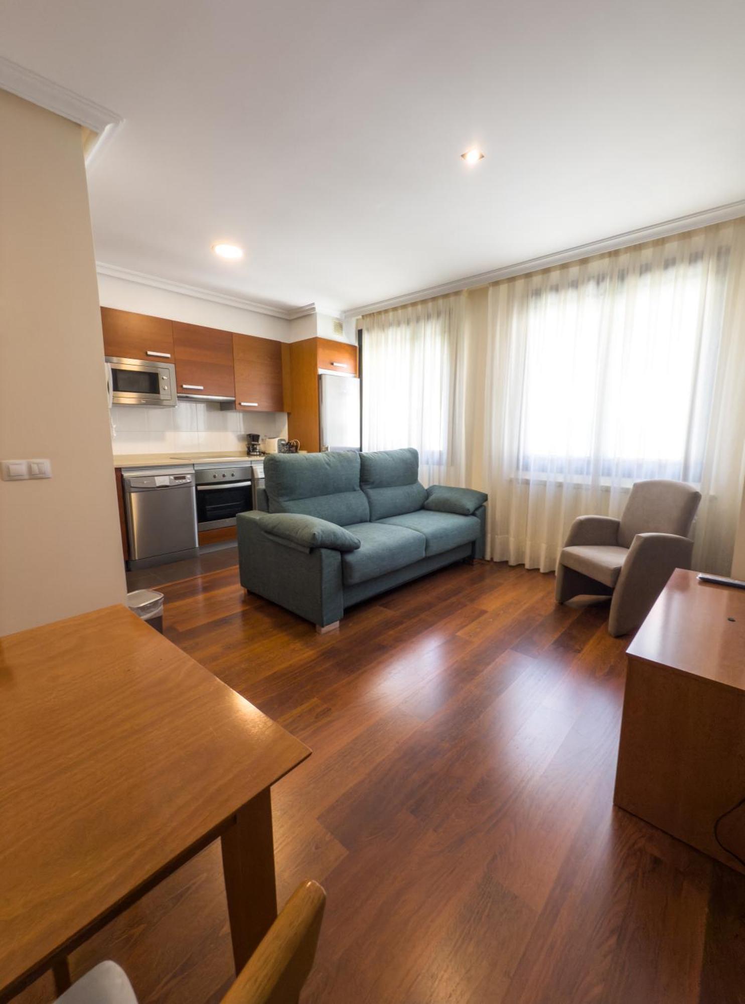 Apartamentos Verdemar  Llanes Exterior foto